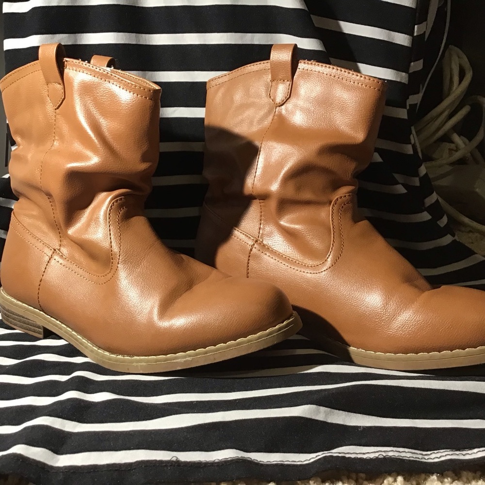Kids boots